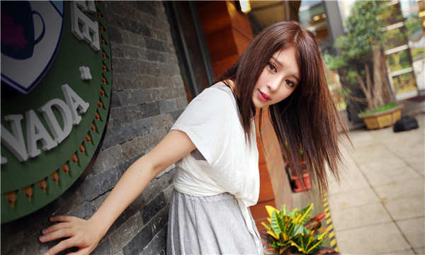 碧江想找一个女性生孩子给报酬-｛找个女人生孩子多少钱｝